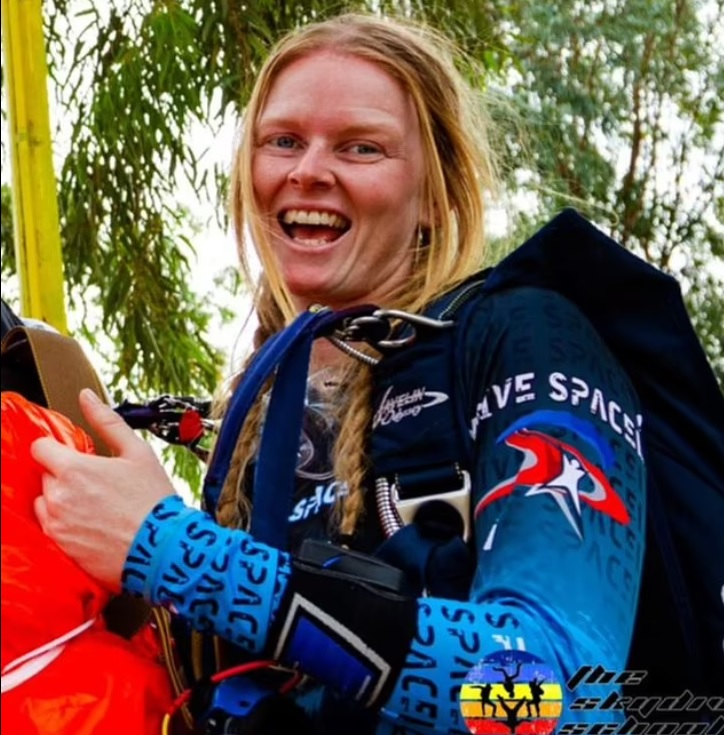 Melissa Porter: Australian Record-Holding Skydiver Tragically Plunges ...