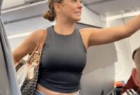 Woman has meltdown Woman has meltdown