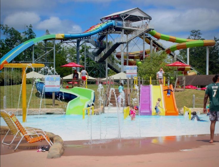 Lake Winnepesaukah amusement park