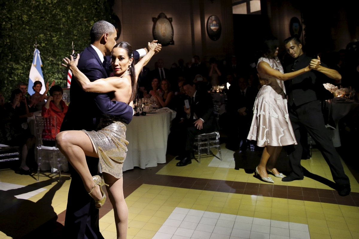 Obama dances with tango pro at argentina state dinner
