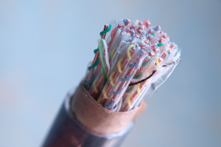 Telecom cable