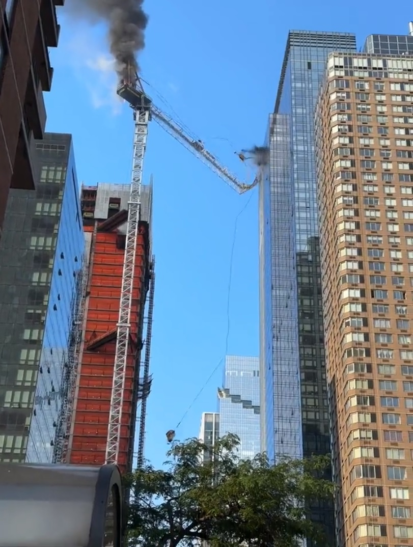 Shocking Video Captures Moment NYC Construction Crane Bursts into ...