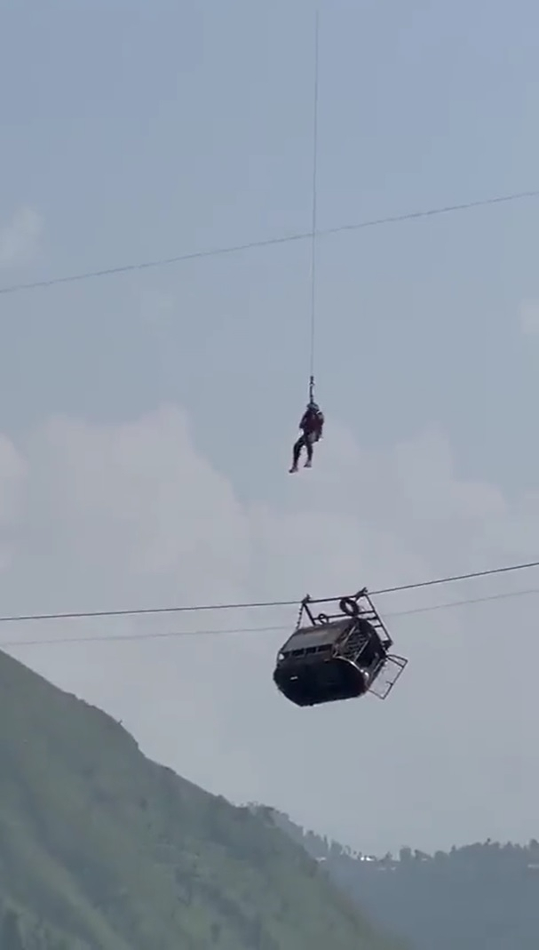 Pakistan cable car