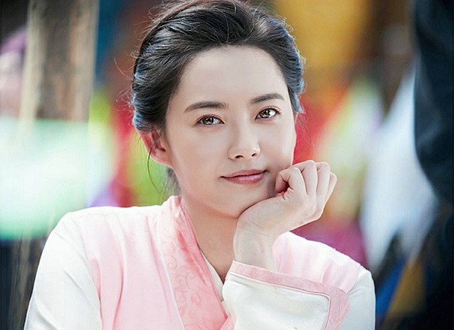 Hwarang actor Go Ara opens up about past; passion for acting