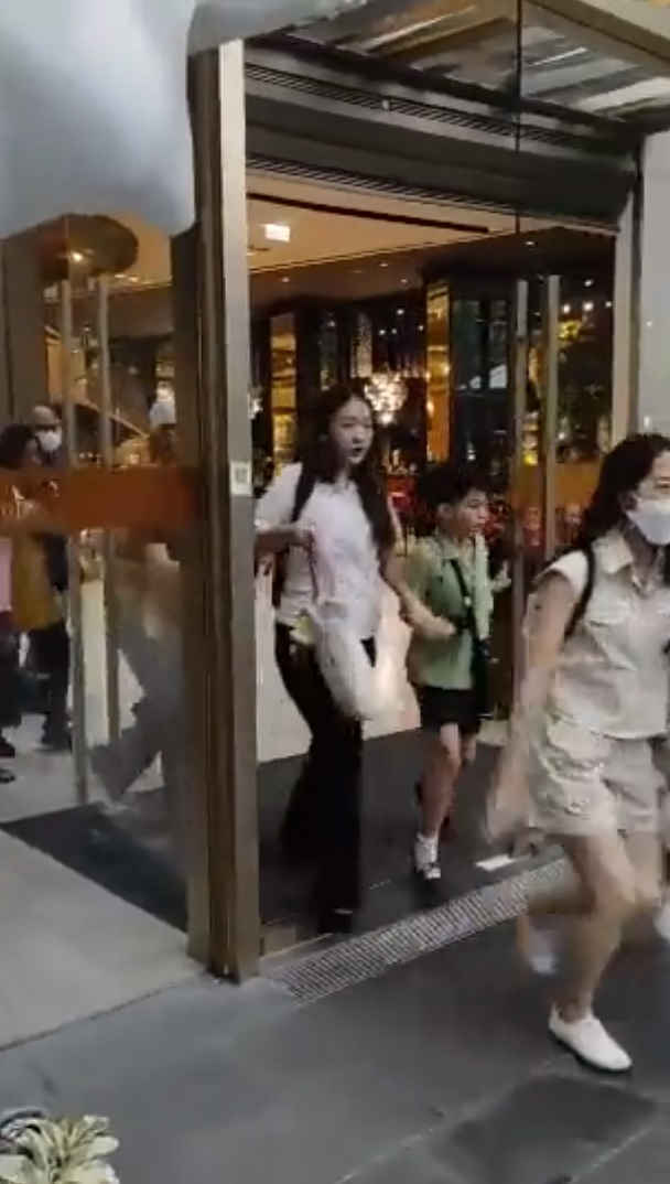 Bangkok mall shooting