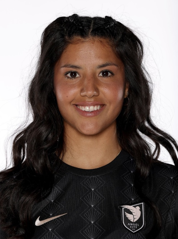 Stefany Ferrer Van Ginkel