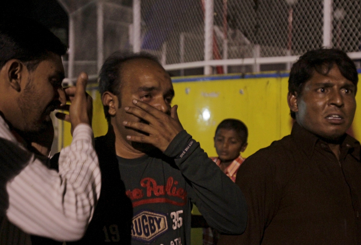lahore suicide attack on easter kills 69