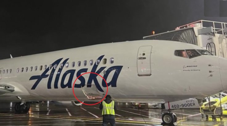 Alaska Airlines cargo door