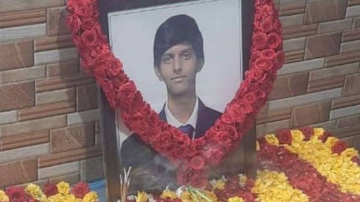 Abhijit Paruchuri Abhijit Paruchuri