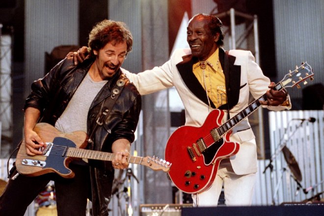 Legendary musician Chuck Berry dead at 90 Legendary musician Chuck Berry dead at 90