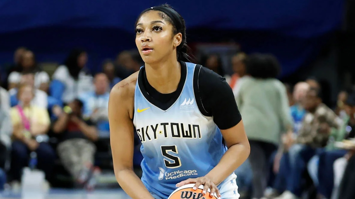 Angel Reese Fined By WNBA After Chennedy Carter's Brutal Bodycheck Of ...