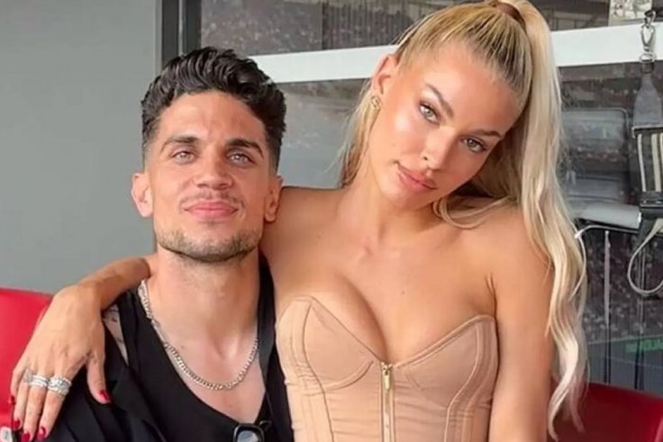 Mark Bartra Jessica Goicoechea