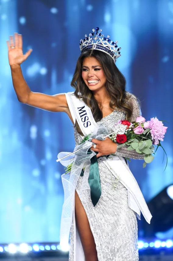 Who Is Alma Cooper? Miss Michigan Who is Also an Army Officer Crowned ...