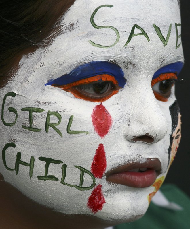 India: New born girl dumped, buried alive in Odisha, police suspects female infanticide India: New born girl dumped, buried alive in Odisha, police suspects female infanticide