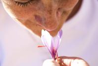 Fading sense of smell may suggest early death