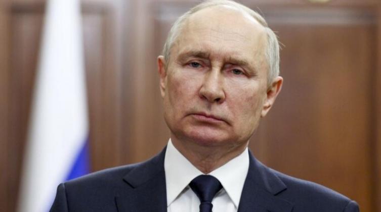 Ukraine Attacked Putin’s Home with More Than 90 Drones, Russia Claims as Zelensky Calls It ‘Complete Fabrication’