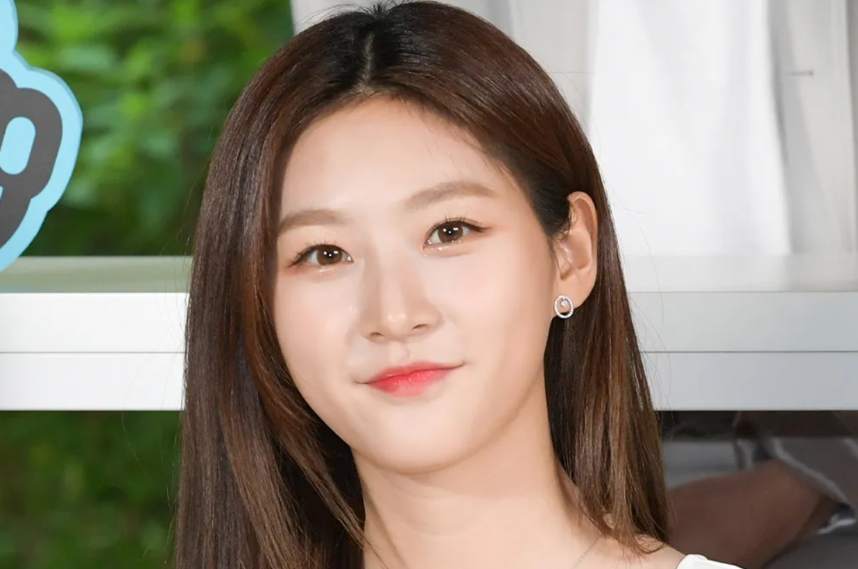 Kim Sae-ron Cause of Death Revealed a Day after Netflix Star Was Found ...