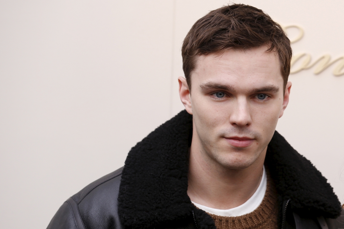 Nicholas Hoult and Kristen Stewart