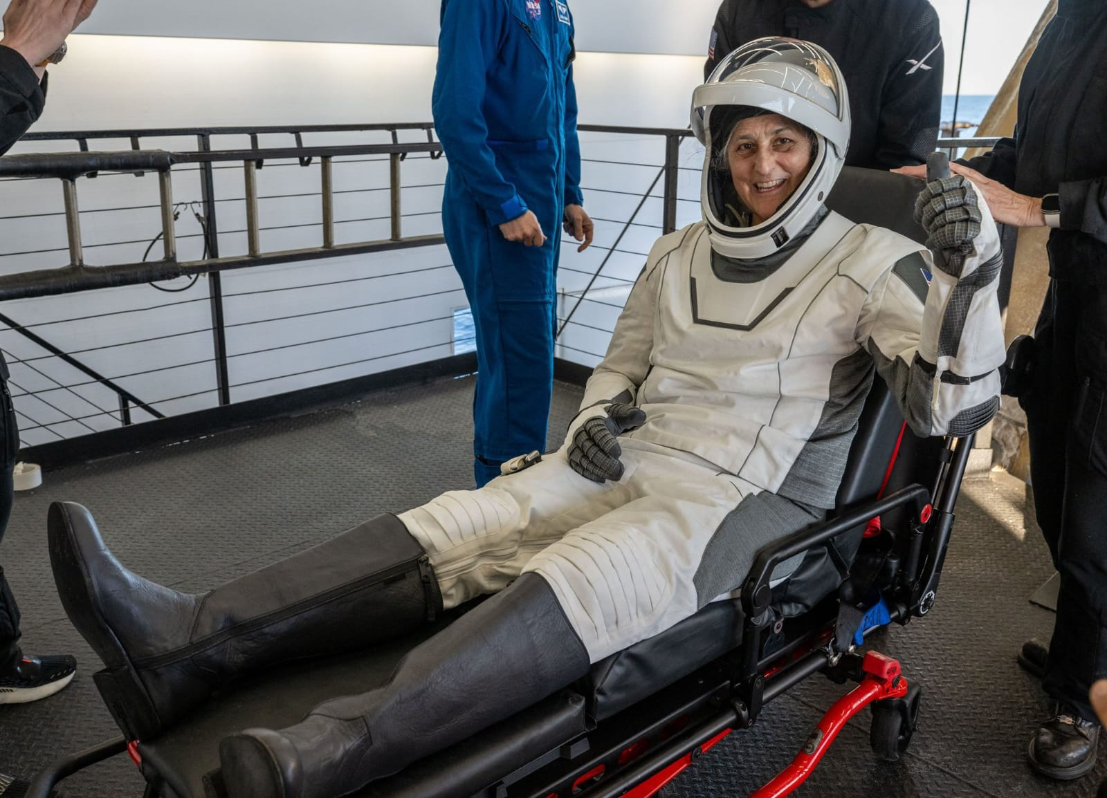 Sunita Williams Returns After 9-Month Space Ordeal: SpaceX Splashdown ...