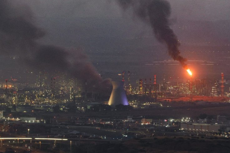 Israel's largest oil refinery shuts down