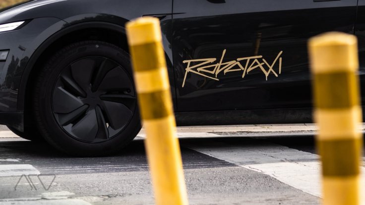 Tesla Robotaxi