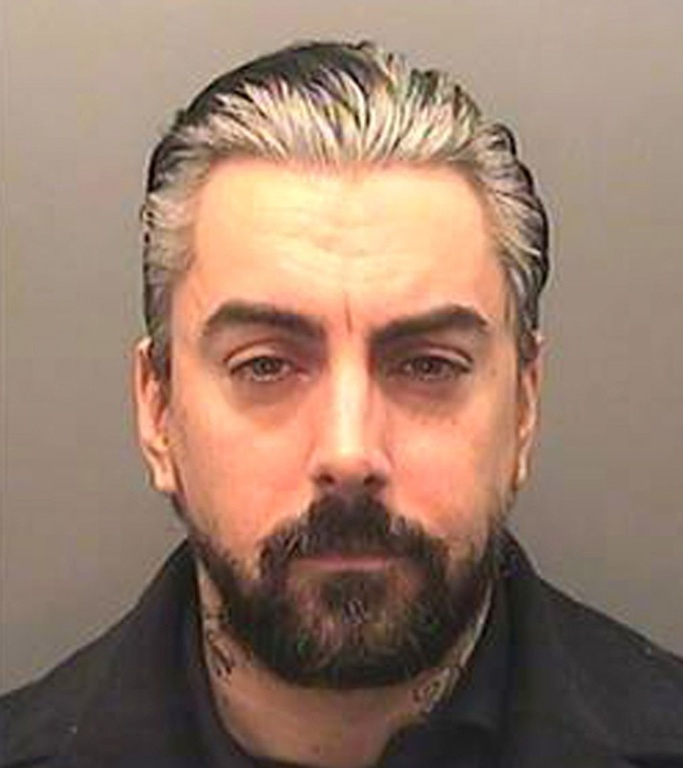 Who Killed Ian Watkins? Lostprophets Singer Killed after Inmate Slits His Throat in Prison Cell Where Pedophile Was Serving 29 Years for Child Abuse Who Killed Ian Watkins? Lostprophets Singer Killed after Inmate Slits His Throat in Prison Cell Where Pedophile Was Serving 29 Years for Child Abuse