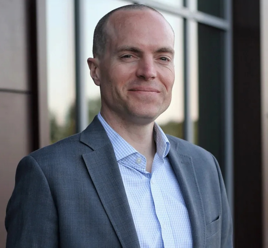 Who Was Daniel Owen? American Principal of Elite Private School and His Teen Son Stung to Death by Swarm of Asian Hornets During Vacation