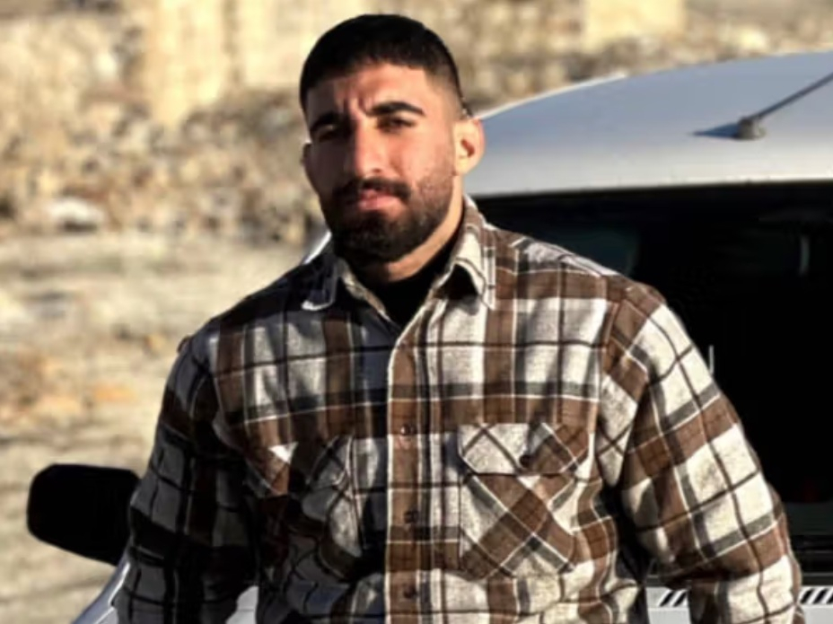 Iranian Man Is Found Shot Dead Hours After Sharing Photo of Himself Burning Photo of Ayatollah Ali Khamenei