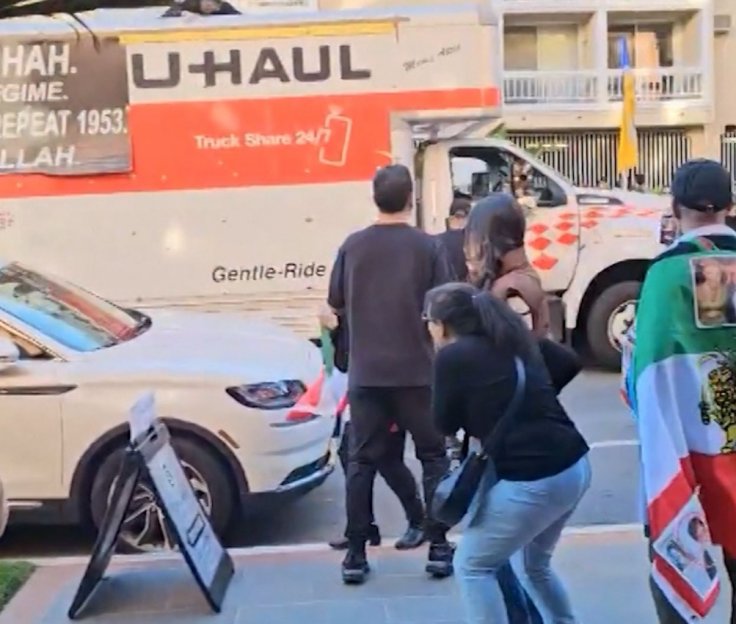 U-Haul truck LA protesters