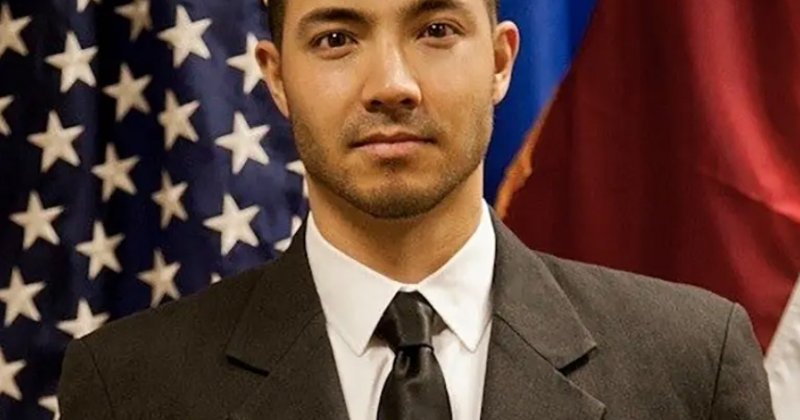 Who Was Michael Ryan Burke? Marine Veteran Shot and Killed at Home During Facebook Marketplace Sale but Calls Family to Say Goodbye Who Was Michael Ryan Burke? Marine Veteran Shot and Killed at Home During Facebook Marketplace Sale but Calls Family to Say Goodbye