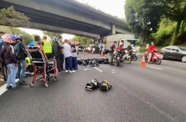 Singapore: Three Motorcyclists Rushed to Hospital After Multi-Vehicle Crash on BKE