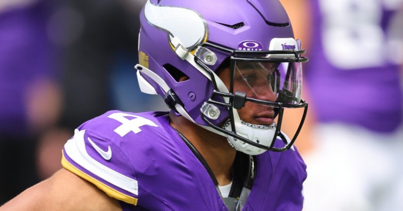 How Did Rondale Moore Die? Vikings Receiver Found Dead Aged 25 as Final Social Media Post Sparks Mental Health Issues How Did Rondale Moore Die? Vikings Receiver Found Dead Aged 25 as Final Social Media Post Sparks Mental Health Issues
