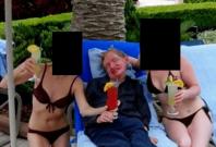 Stephen Hawking Stephen Hawking