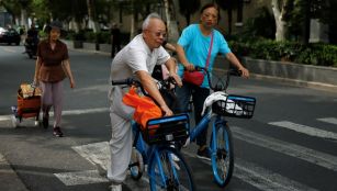 Elderly people Elderly people