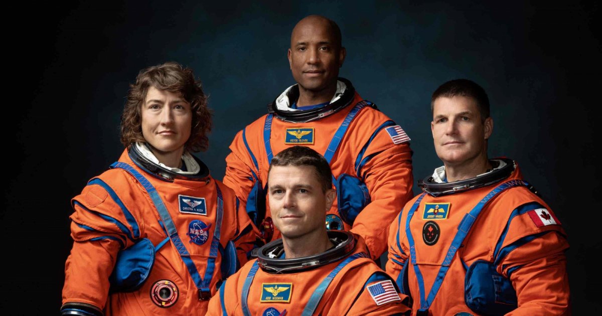 Sg Nasa NASA Astronauts Face High-Risk Re-Entry As Single System Decid...