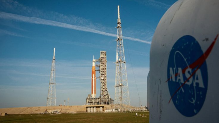 Sg Nasa NASA Astronauts Face High-Risk Re-Entry As Single System Decid...