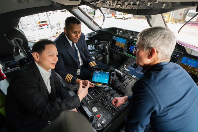 Singapore Airlines CEO meets Tata Group in Mumbai as Air India posts $2.4B loss, prompting urgent funding talks amid rising costs, leadership change and ongoing challenges.