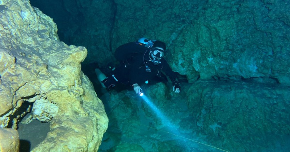 Italian Divers Who Died in Maldives Didn't Have Proper Scuba Gear and ...