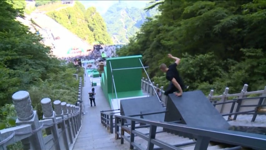 Incredible Parkour Competition at National Forest Park In China