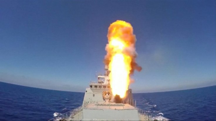 Russia launches cruise missiles at Isis positions near Palmyra in Syria