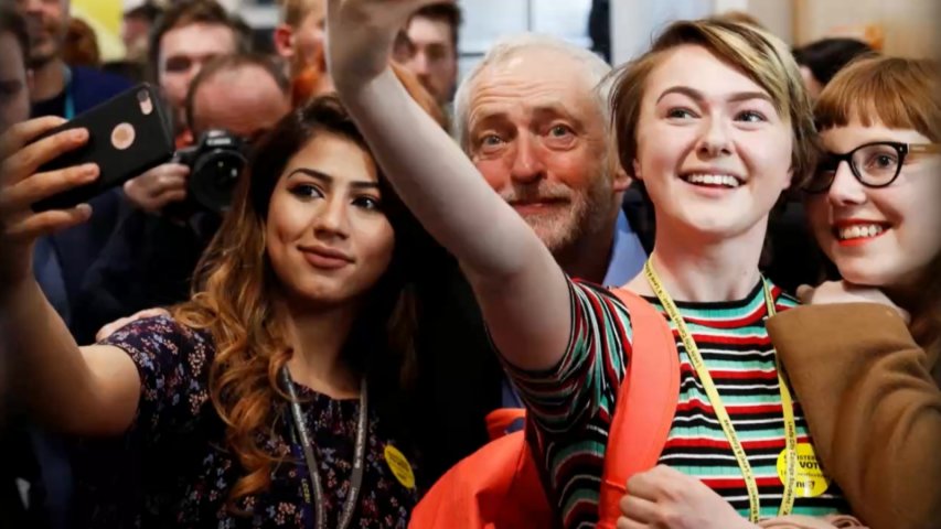 Jeremy Corbyn trends on Twitter as supporters sarcastically smear his campaign