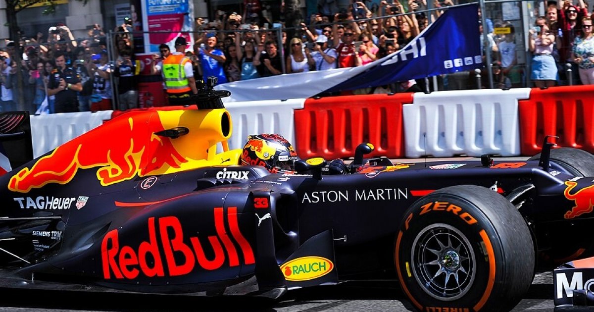 Verstappen Leads Ferrari Duo in Belgian GP FP1 as Red Bull Sets Early Pace at Spa