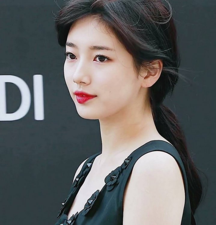 Suzy Bae