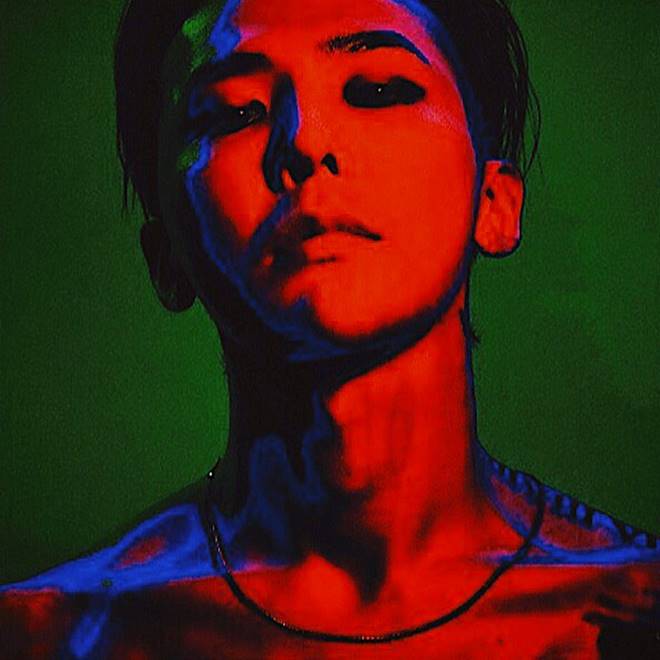YG Entertainment justifies G-Dragon's USB album format YG Entertainment justifies G-Dragon's USB album format