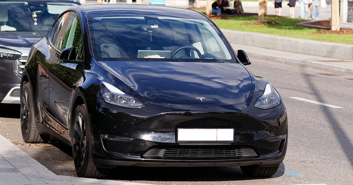 Photo: ibtimes.sg Tesla Recalls 2.98 Million Vehicles in China Over Door Handles